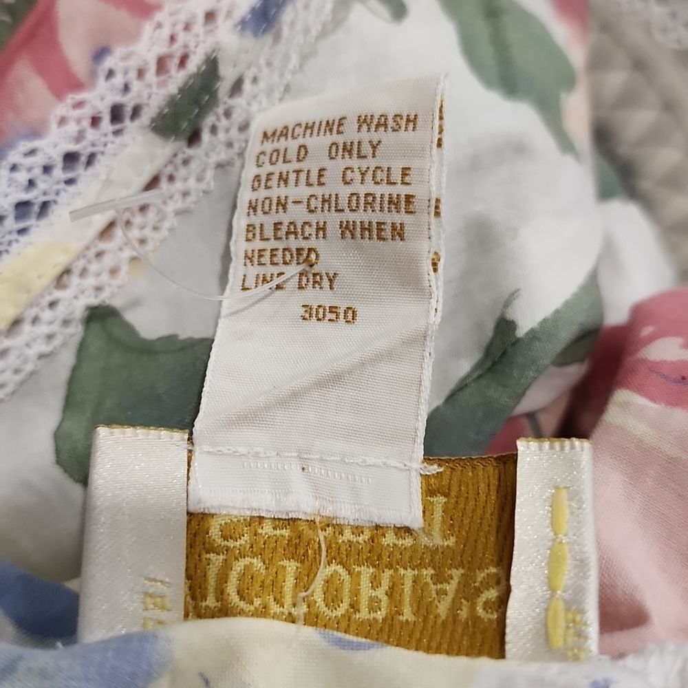Vintage Gold Label VS High Low Floral Cotton Slip - Picture 8 of 8